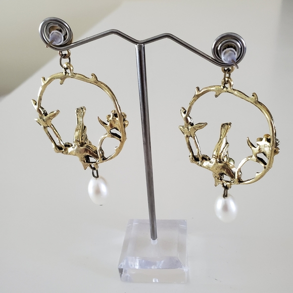 1 Left! Antique Branch Bird Pearl Unique Earrings - Picture 3 of 4